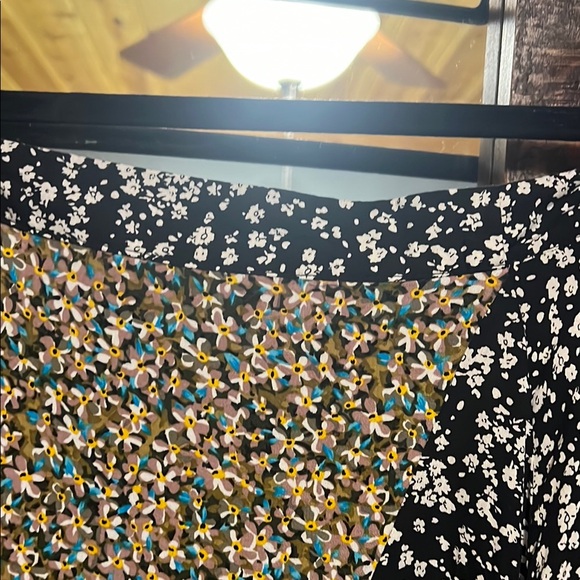UMGEE Chic Asymmetrical floral skirt - Picture 5 of 8
